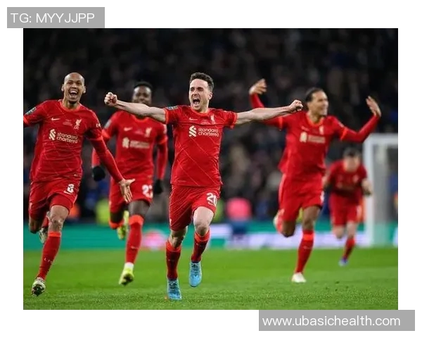 激情对决足球直播利物浦迎战曼联争夺英超荣耀之战 激情对决足球直播利物浦迎战曼联争夺英超荣耀之战